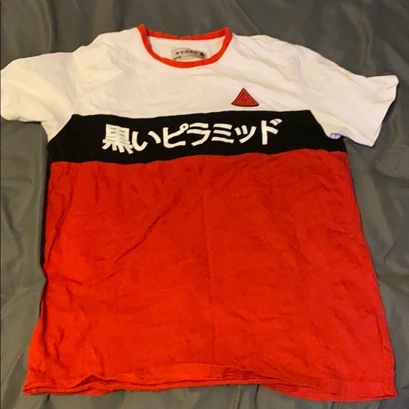 pyramid t shirt - Picture 1 of 1